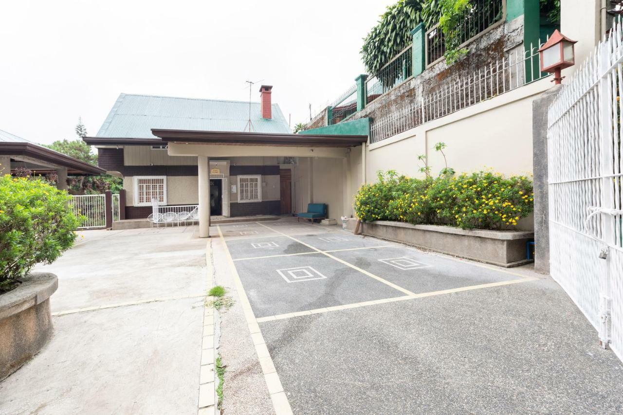 Oyo 122 The Peak Pines Pension Багио Экстерьер фото